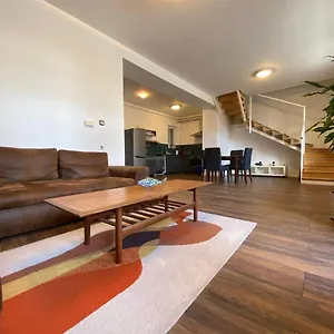 Appartamento 2 Bedroom 107 M2 Loft With Balcony, Budapest